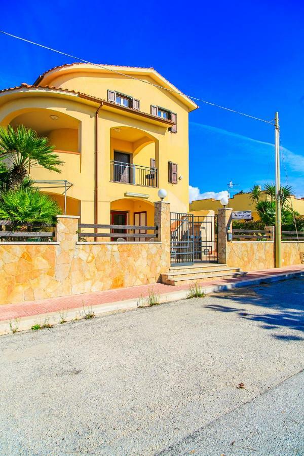 Aparthotel Casa Vacanze L'Orizzonte Valderice Exteriér fotografie